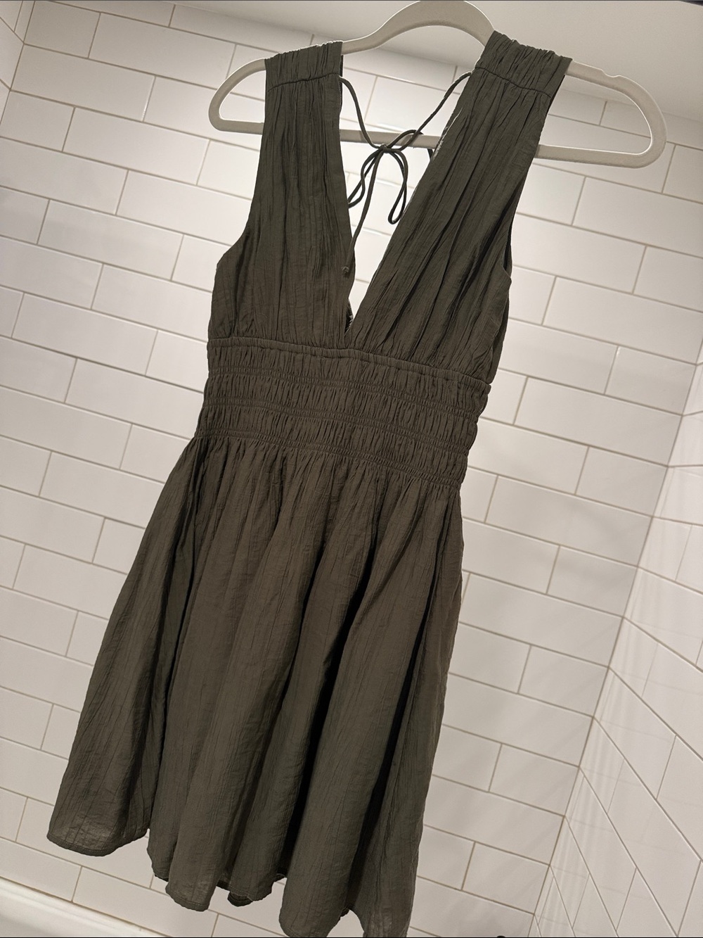 NWT Green Abercrombie Dress - Picture 3 of 4